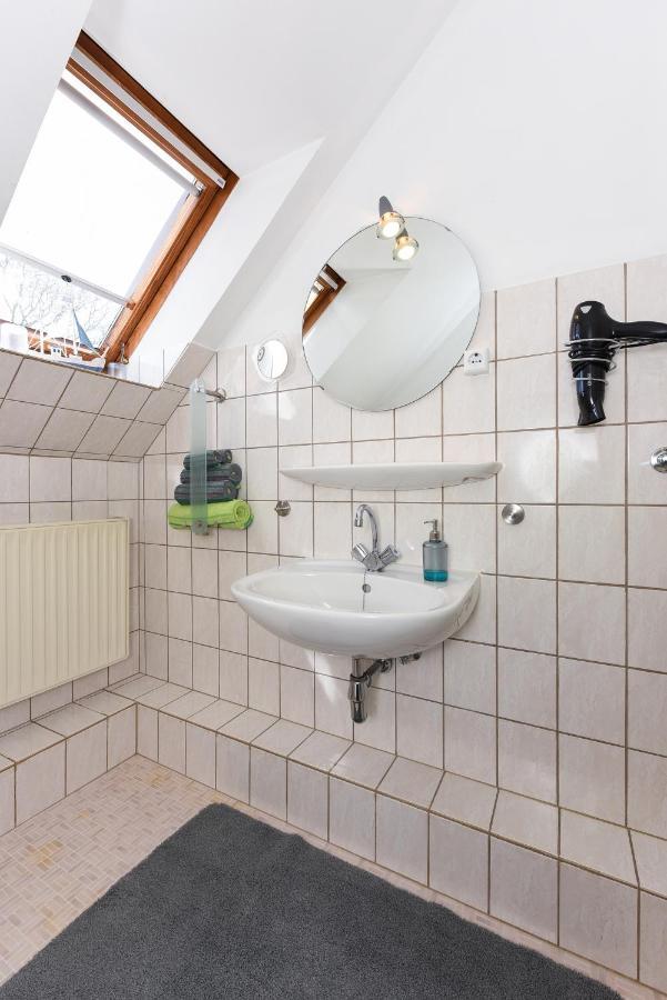 Haus Sonne & Meer Esens Exteriör bild