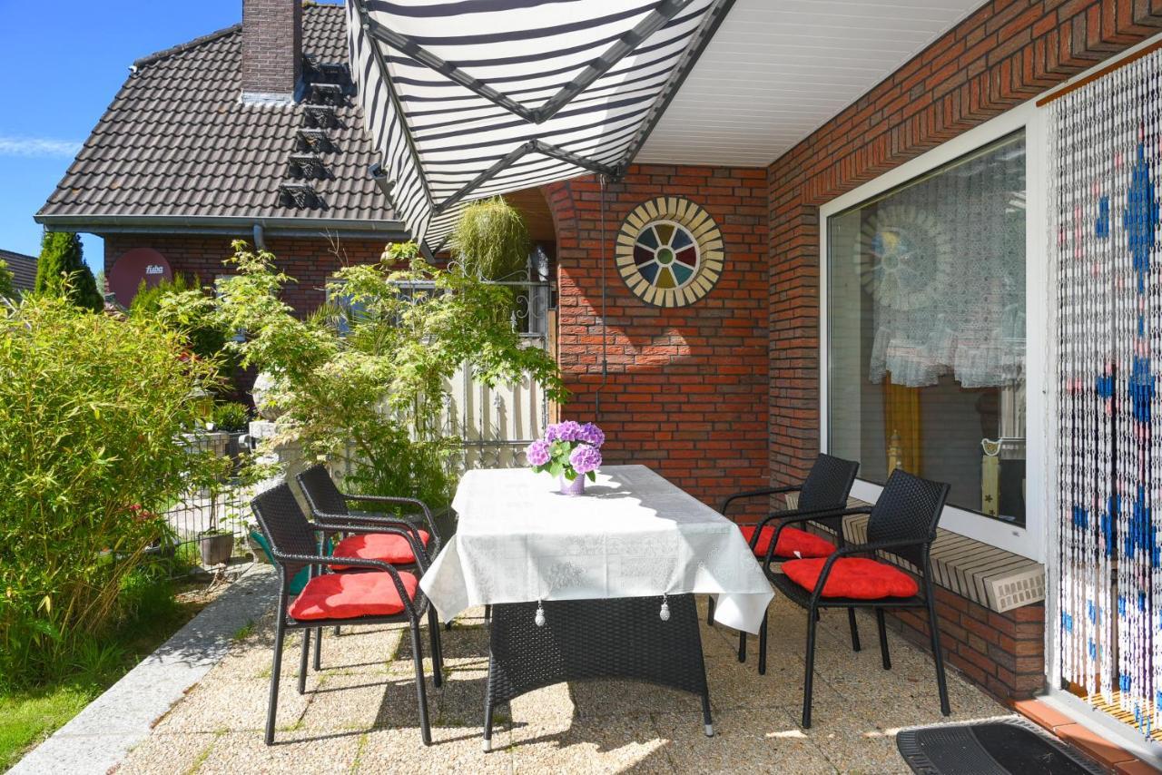 Haus Sonne & Meer Esens Exteriör bild