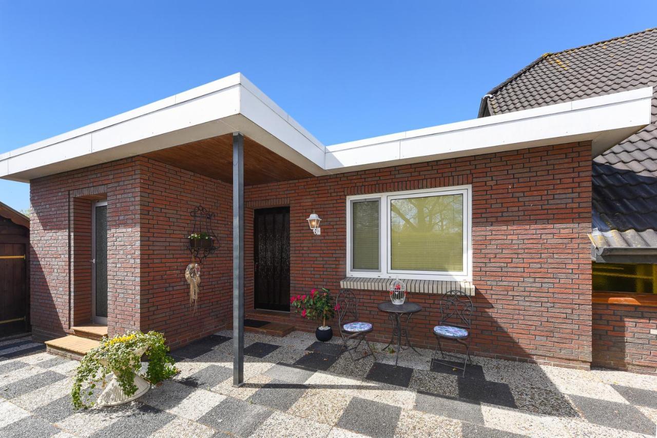 Haus Sonne & Meer Esens Exteriör bild